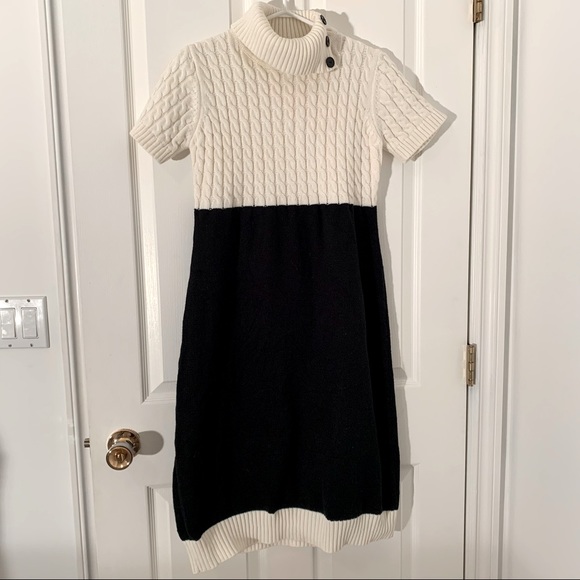 Turtleneck knitted Black and White Dress Size M Short Sleeve Parisian Soft cozy - Picture 1 of 3